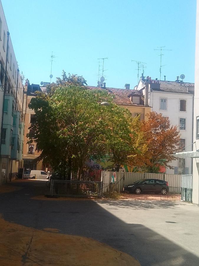 Charming Flat Center And Near The Lake Genève Eksteriør billede